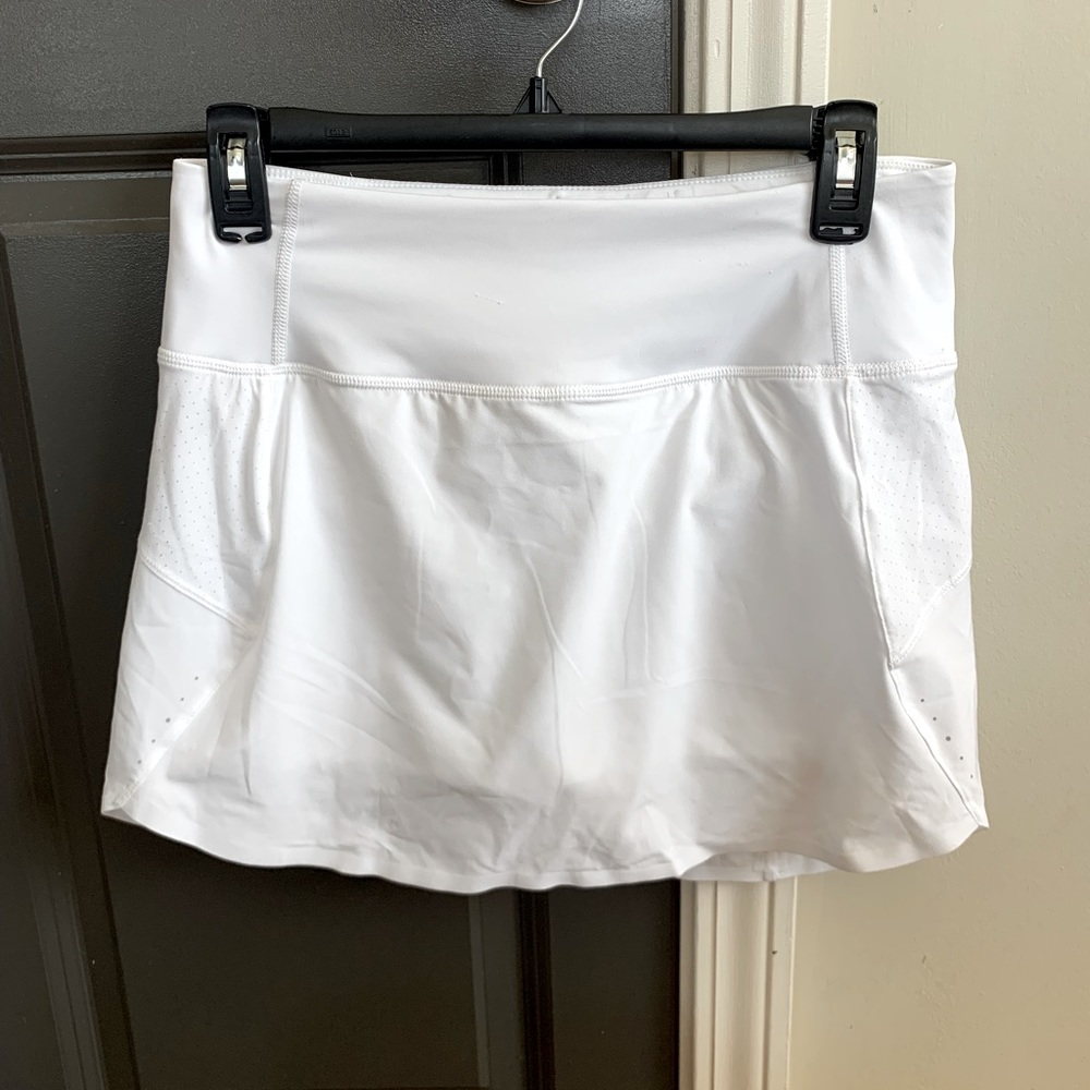 Athleta Run With It 14” Skort